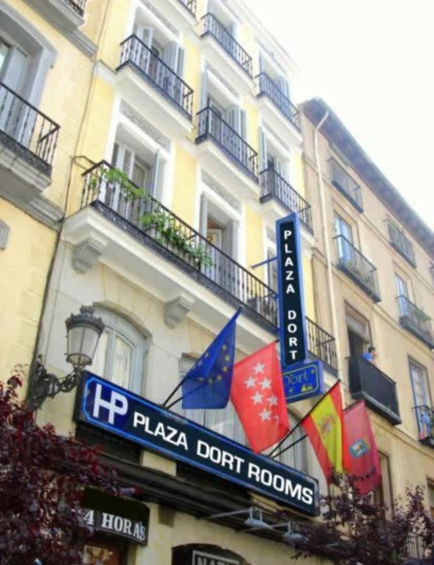 Plaza Dort Rooms I — Fotos 1
